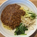 シンガポール発 小籠包と餃子の専門店 ジンホア - 