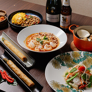四季折々の食材を散りばめたコースでいつもと違う特別な夜を
