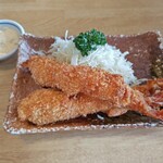 まるは食堂旅館 - 