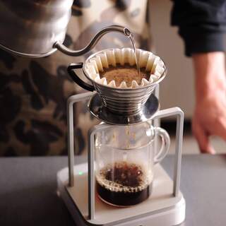 自家焙煎にこだわる鮮度の高い豆を使用したコーヒーを提供