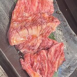 黒毛和牛タンとハラミ 焼肉ごりちゃん - 