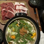 ジビエ料理 あまからくまから - ヒグマVSツキノワグマ 対決熊鍋セット