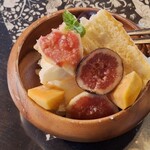 スーリール - 【2025.11】いちじくとチーズケーキのパフェ(税込880円)