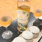 フレンチもんじゃ&参鶏湯 あゆむ - 白をボトルで