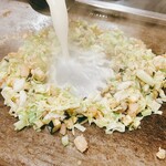 フレンチもんじゃ&参鶏湯 あゆむ - こちらも野菜スープ出汁