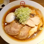 Ramen Rouge - Rougeの清湯（醤油）＋チャーシュートッピング