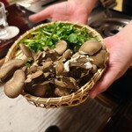 うかい鳥山 - 木の子と鶏つみれ鍋