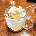 トマト＆オニオン - なめらかプリン＆ビターなカラメル