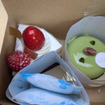 LESS by Gabriele Riva & Kanako Sakakura - 