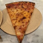 Nim's Pizza - チーズのみのプレーンなのと