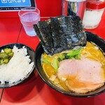 らーめん 谷瀬家 - 大判チャーシューが嬉しい！