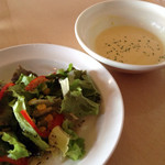 ダイニングキッチン たう゛ぇるね - 日替ランチ（salad、soup）