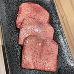 焼肉 ジャンボ - 