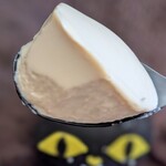 デイリーヤマザキ - あーーーん、て‼　えぇぇ　まだいたんかい‼下から=^_^=♬