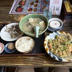 花笠 - 骨汁定食、ゴーヤーチャンプルー(単品)、ジーマーミ豆腐