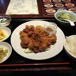 四川料理 福楽 - 鶏肉唐揚げ定食（650円）
