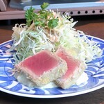 水炊き もつ鍋 博多廊 - 戻り鰹のレア揚げ