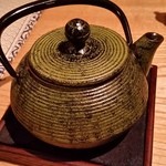勢揃坂 蕎 ぎん清 - 蕎麦湯の鉄瓶。