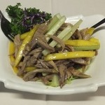 JUMBO Seafood - マンゴーとチキンのサラダ