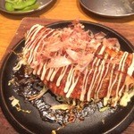 鉄板酒場 鐵一 - 大阪キャベツ焼き