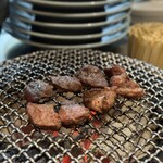 炭火焼肉ホルモンさわいし - 