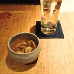永来権 - 原木なめこの茶碗蒸し、角ハイボール