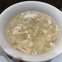 廣東料理 民生 ヒルトンプラザウエスト店 - 白きくらげのとろみスープ