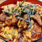 とゝや - 焼鳥丼