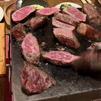 サクレフルール 日本橋 - 焼かれている時のお肉