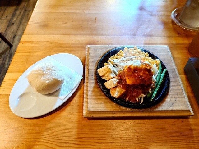 Hickory Uesuto photo 3