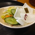 とんかつ桂 - 規格外のお新香