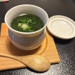 杏花亭 - 牡蠣と銀杏の茶碗蒸し(たっぷりの青のりとネギがアクセントで美味しい！)