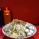 ラーメン二郎 - 料理写真:小（ニンニク・野菜・アブラ）