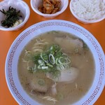金龍ラーメン 戎橋店 - 