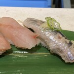 立食い寿司 根室花まる 東京ミッドタウン八重洲店 - 