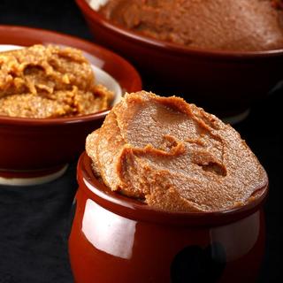 北海道、信州、九州三種の味噌