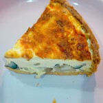 ラ・メゾン・ジュヴォー - 栗ときのこのキッシュ