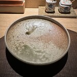 炭割烹 新谷 - 取り皿、新しくなってる！凄く味のある雰囲気の良いお皿