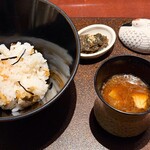 宗胡 - ごぼうごはん 赤だし 昆布佃煮