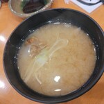 すしだるま - なめこの味噌汁
