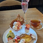 cafe kakitsubata - 料理写真:数量限定！クリスマスまでの限定プレート