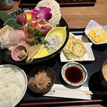 かんてきや 要 - 刺身膳