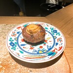 炭割烹 新谷 - 岡山県産ブラウンマッシュルーム ◎