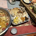 ひなべねこ 三田店 - 