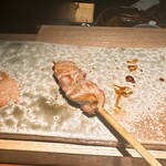 炭割烹 新谷 - 熊野のあか ◎めっちゃ美味い！この直後にマスターからスタッフに置き皿を拭う指示、的確！