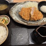 かつアンドかつ - 料理写真:とろロースかつ膳