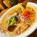 スパイスラーメン 点と線. - 