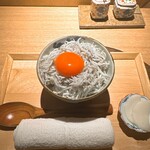 炭割烹 新谷 - 和歌山田辺 増富商店のシラスご飯