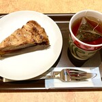 スターバックスコーヒー - 青森県産2種のりんごのカスタードアップルパイ600円ジョイフルメドレー500円