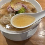 麦の空 GACHI SOBA DOJO - スープは塩